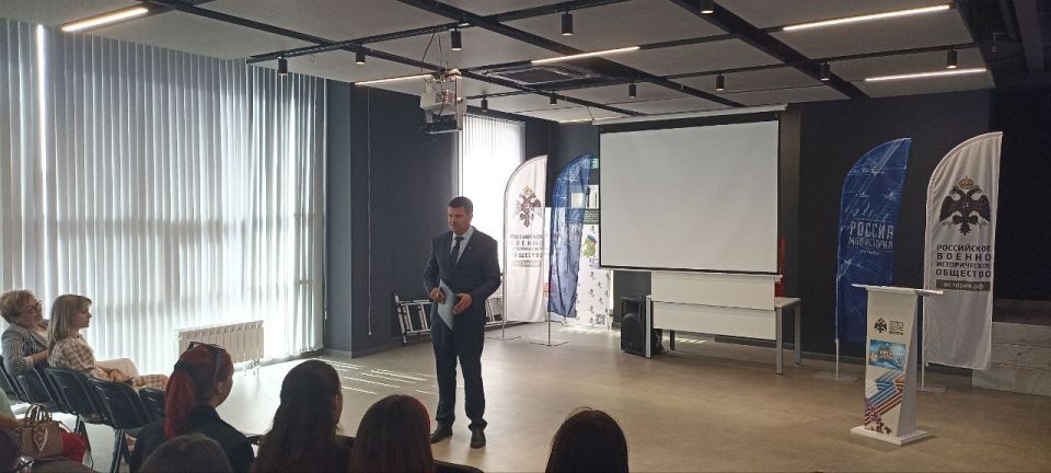 Помогаем жителям республики в решении проблем Помогаем жителям республики в решении проблем