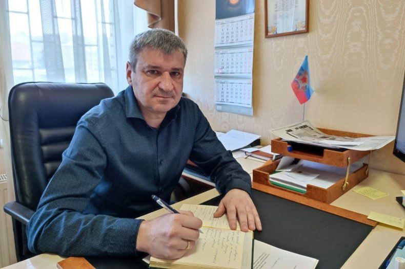 Депутат Свердловского окружного Совета Александр Великоцкий рассказал о вкладе Красноярского края в социально-экономическое развитие округа Депутат Свердловского окружного Совета Александр Великоцкий рассказал о вкладе Красноярского края в социально-экономическое развитие округа