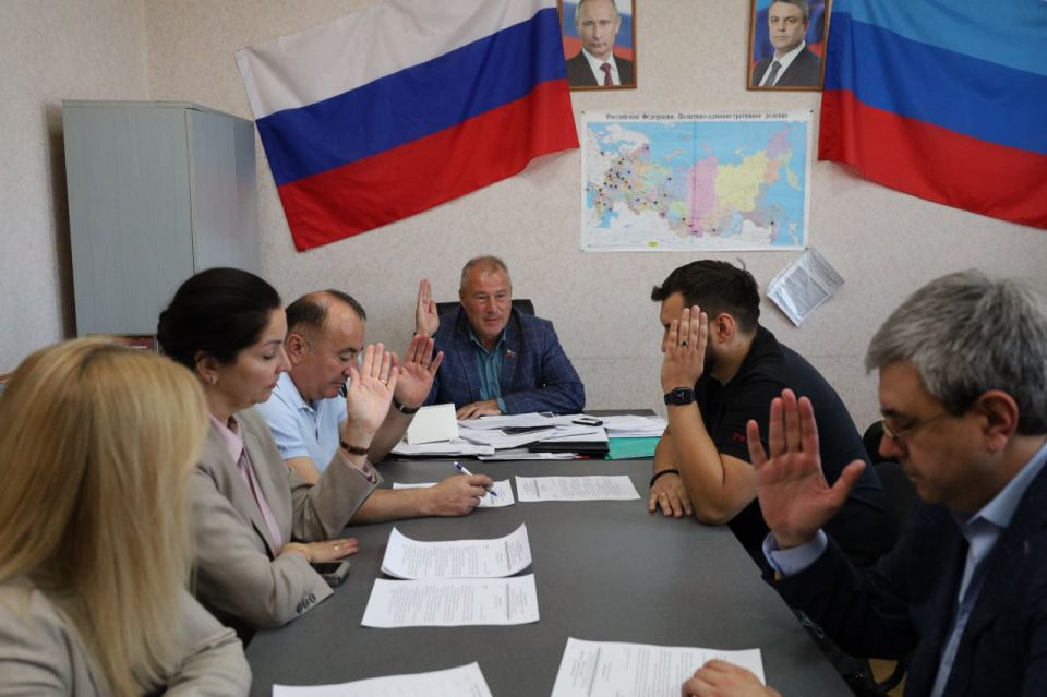 Мы продолжаем развивать сотрудничество с парламентами субъектов нашей страны – Юрий Юров Мы продолжаем развивать сотрудничество с парламентами субъектов нашей страны – Юрий Юров