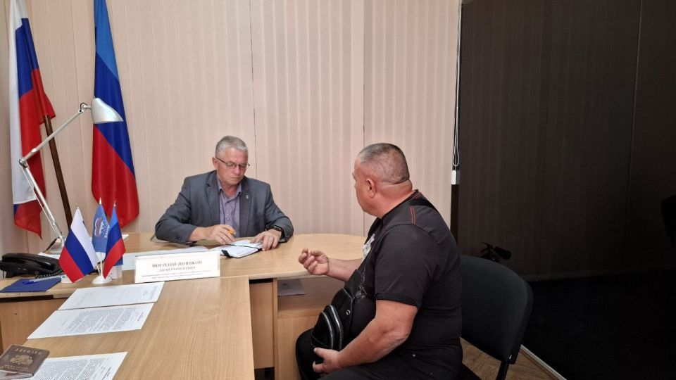 Джан Погодин-Новиков: 16 сентября провёл приём граждан Джан Погодин-Новиков: 16 сентября провёл приём граждан