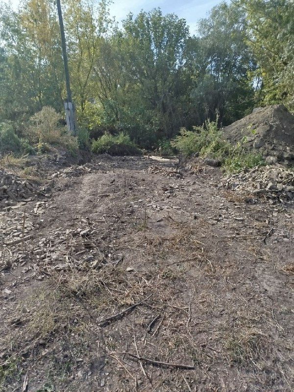 В селе Благовка по ул. Пролетарская силами сотрудников отдела жизнеобеспечения и с привлечением специализированной техники ООО «Колос» была проведена работа по расчистке и выравниванию платформы для забора воды В селе Благовка по ул. Пролетарская силами сотрудников отдела жизнеобеспечения и с привлечением специализированной техники ООО «Колос» была проведена работа по расчистке и выравниванию платформы для забора воды