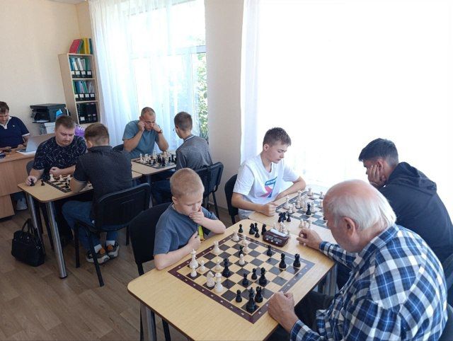 В Луганске прошел городской фестиваль шахмат В Луганске прошел городской фестиваль шахмат