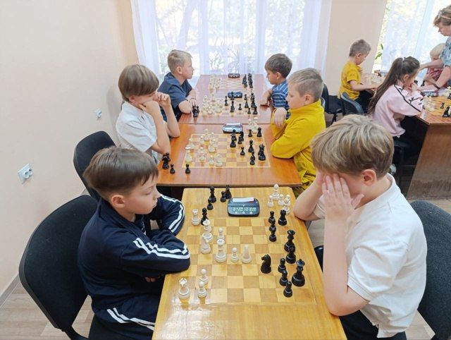 В Луганске прошел городской фестиваль шахмат В Луганске прошел городской фестиваль шахмат