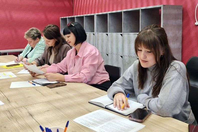 В Молодёжном центре прошел мастер-класс «Взаимодействие со СМИ» В Молодёжном центре прошел мастер-класс «Взаимодействие со СМИ»
