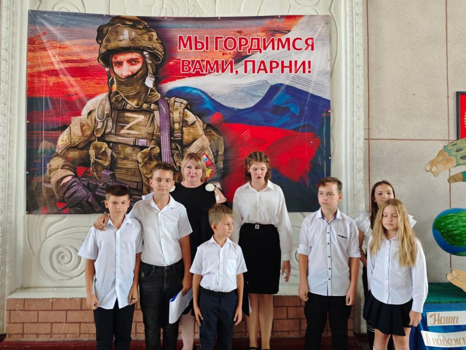 Военный оркестр 6 бригады управления выступил для жителей поселка Белое-1 Военный оркестр 6 бригады управления выступил для жителей поселка Белое-1