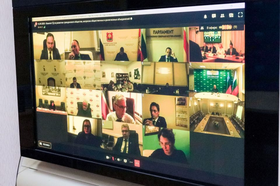 Юрий Юров принял участие в заседании круглого стола, посвященного роли некоммерческих организаций в системе государственной профориентации Юрий Юров принял участие в заседании круглого стола, посвященного роли некоммерческих организаций в системе государственной профориентации