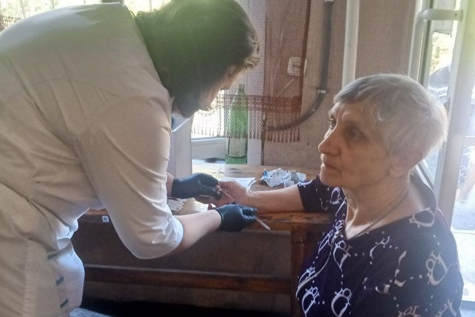 Специалисты из Свердловской ЦГМБ провели выездной прием в пос Специалисты из Свердловской ЦГМБ провели выездной прием в пос
