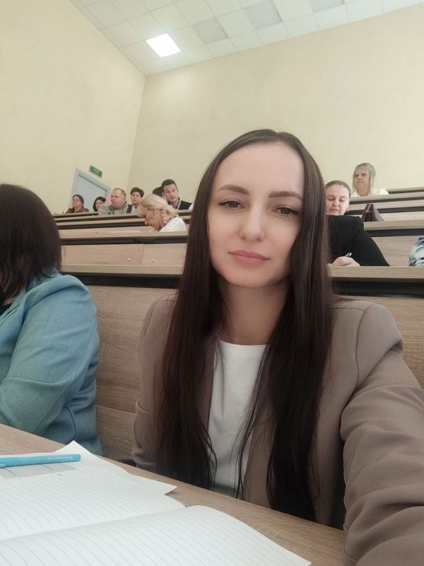 Сотрудники Администрации городского округа город Ровеньки повышают свой профессионализм Сотрудники Администрации городского округа город Ровеньки повышают свой профессионализм