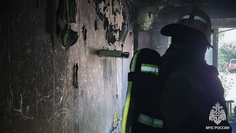 На пожаре в Свердловске погибла женщина На пожаре в Свердловске погибла женщина