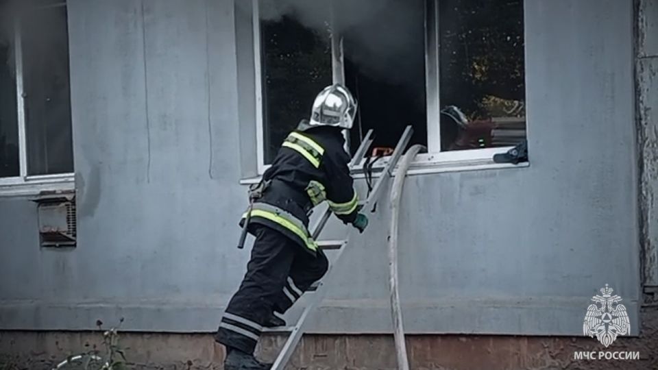 На пожаре в Свердловске погибла женщина На пожаре в Свердловске погибла женщина