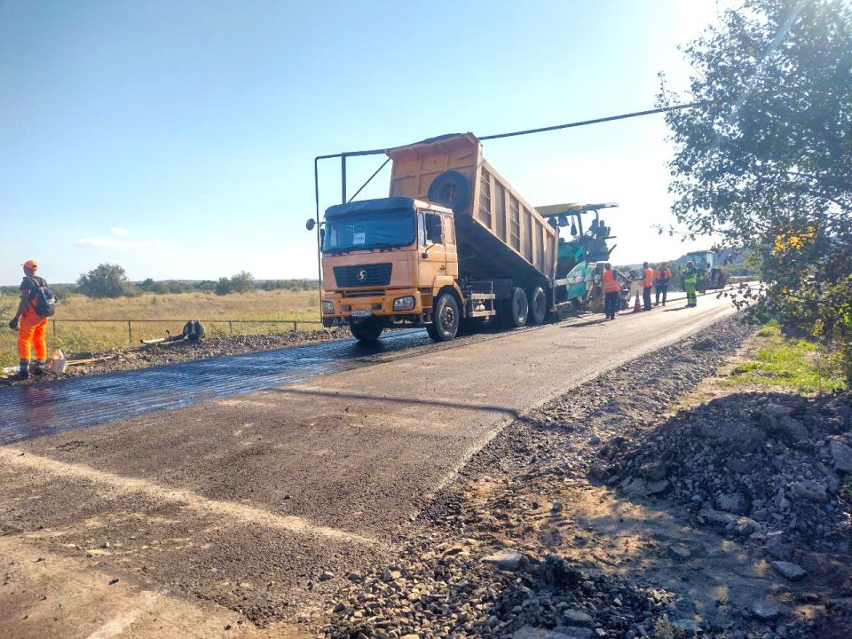 Завершается капитальный ремонт дороги по народной программе в селе Городище Завершается капитальный ремонт дороги по народной программе в селе Городище