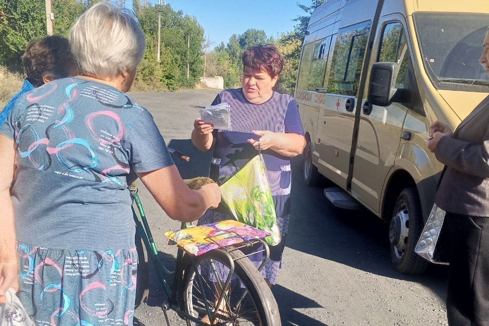 Специалисты из Свердловской ЦГМБ провели выездной прием в пос Специалисты из Свердловской ЦГМБ провели выездной прием в пос