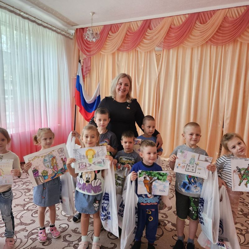 "Ярмарка Профессий" в "Лучике": Рисуем Будущее Вместе! "Ярмарка Профессий" в "Лучике": Рисуем Будущее Вместе!