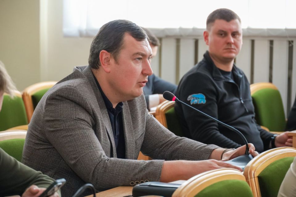 Вопросы восстановления инфраструктуры, жилищного строительства, работы подрядчиков и управляющей компании в фокусе «правительственного часа» Вопросы восстановления инфраструктуры, жилищного строительства, работы подрядчиков и управляющей компании в фокусе «правительственного часа»