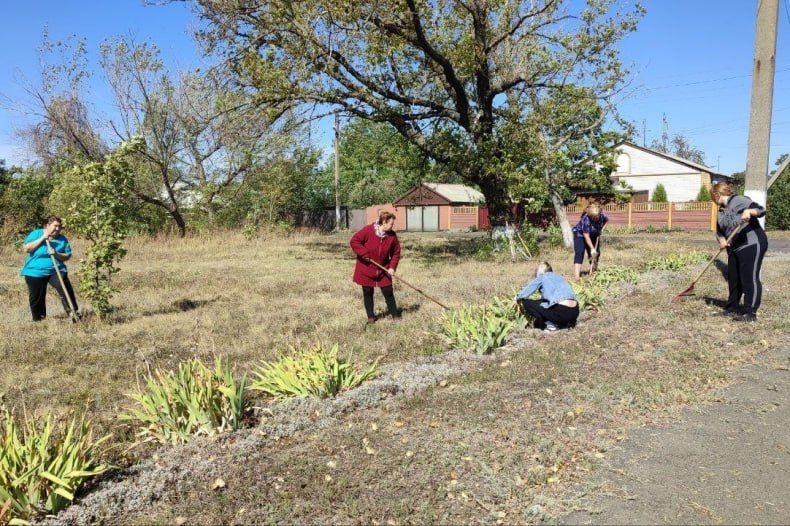 Экологический субботник «Зелёная Россия» провели в пгт Шахтерский Экологический субботник «Зелёная Россия» провели в пгт Шахтерский