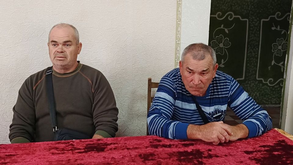 Евгений Бондарь: Встречу, на которой присутствовали родные и близкие погибших защитников Родины, провел мой заместитель в селе Ореховка Евгений Бондарь: Встречу, на которой присутствовали родные и близкие погибших защитников Родины, провел мой заместитель в селе Ореховка