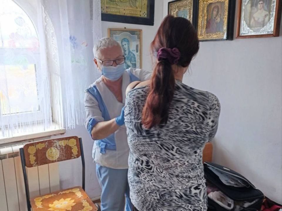 Сергей Колягин: Жители села Приволье (один из районов пгт Камышеваха) прошли медицинский осмотр и получили консультации специалистов Сергей Колягин: Жители села Приволье (один из районов пгт Камышеваха) прошли медицинский осмотр и получили консультации специалистов