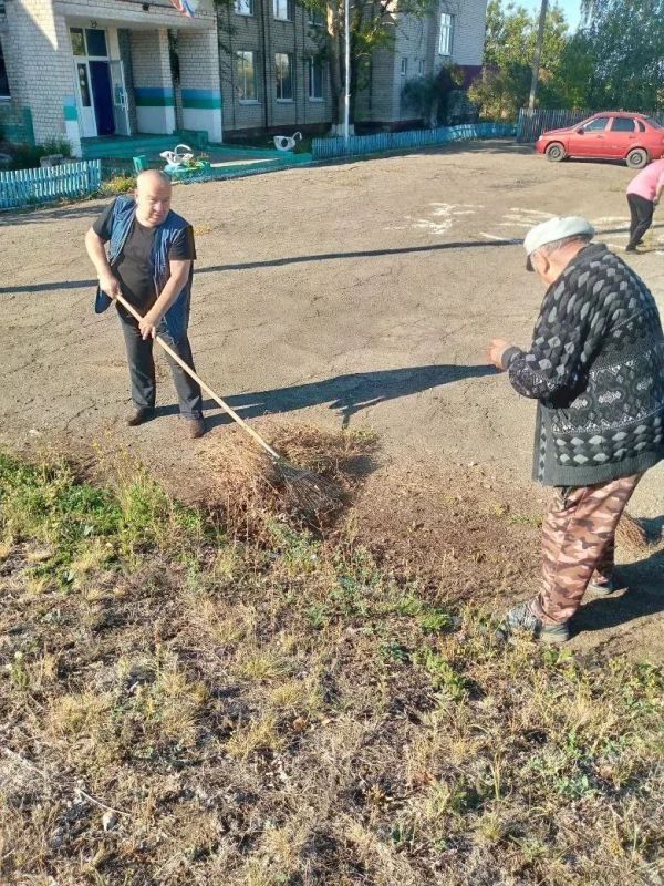 Чугинским отделом жизнеобеспечения ежедневно ведётся приём граждан населённых пунктов по различным вопросам Чугинским отделом жизнеобеспечения ежедневно ведётся приём граждан населённых пунктов по различным вопросам