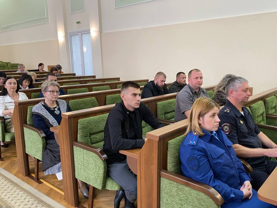 В Антраците состоялось XXXIII заседание Совета Антрацитовского муниципального округа В Антраците состоялось XXXIII заседание Совета Антрацитовского муниципального округа