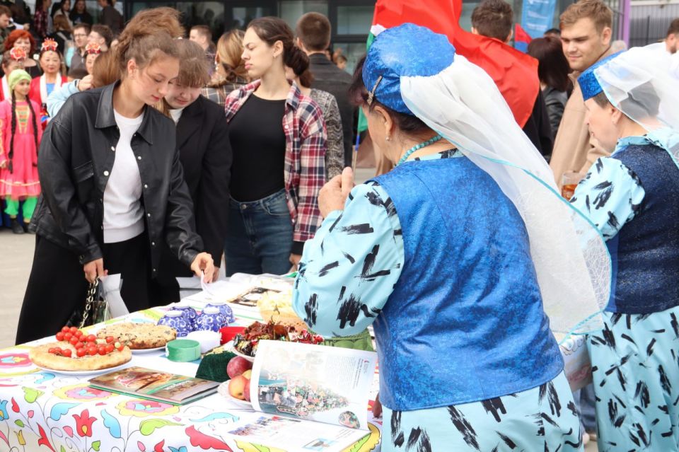 Уникальные мазки единой палитры Уникальные мазки единой палитры