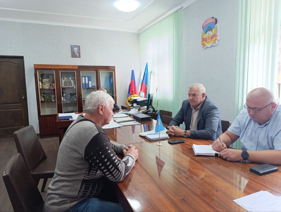 Владимир Шавлай: Выездной прием граждан депутатами от партии "Единая Россия" Владимир Шавлай: Выездной прием граждан депутатами от партии "Единая Россия"