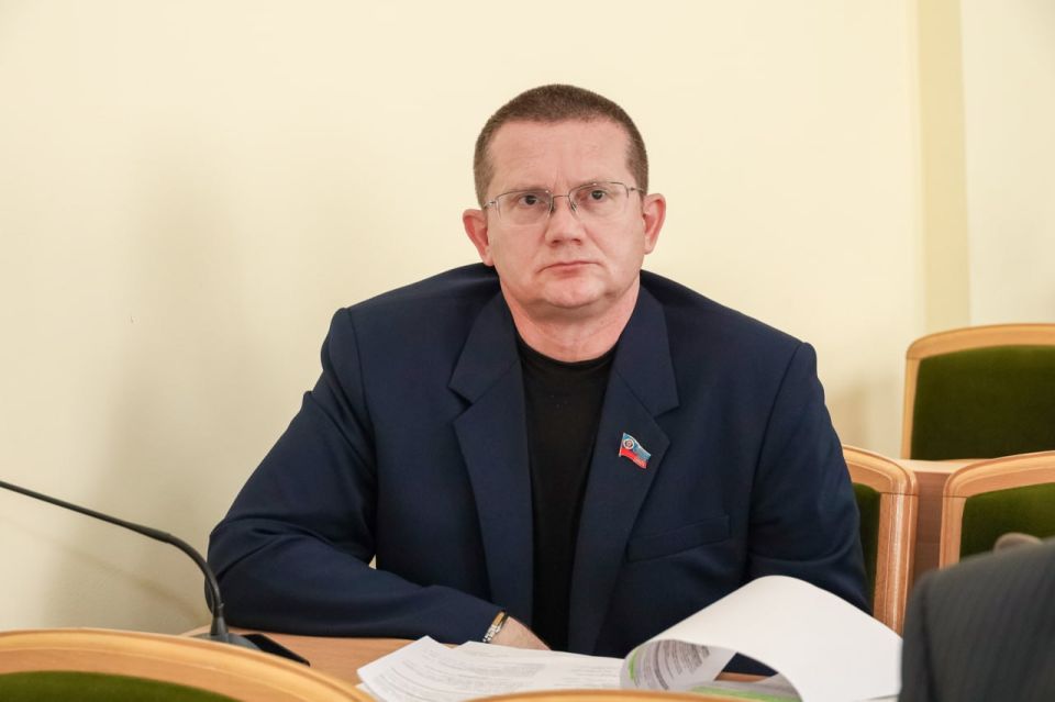 Вопросы восстановления инфраструктуры, жилищного строительства, работы подрядчиков и управляющей компании в фокусе «правительственного часа» Вопросы восстановления инфраструктуры, жилищного строительства, работы подрядчиков и управляющей компании в фокусе «правительственного часа»