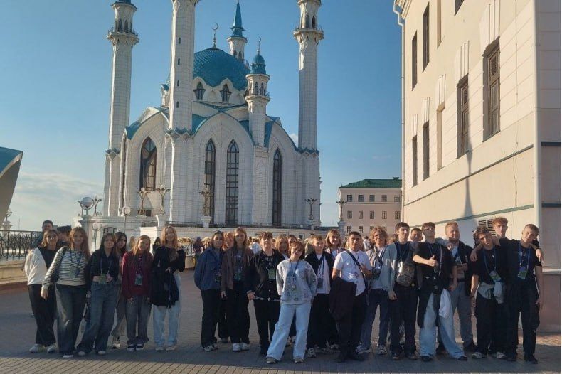 Дети из Свердловска и Луганска гостят в Казани Дети из Свердловска и Луганска гостят в Казани