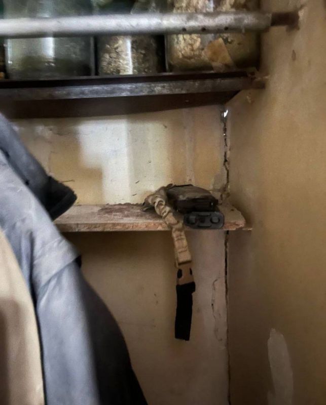 В Лисичанске полицейские изъяли у местного жителя пистолет, патроны и порох