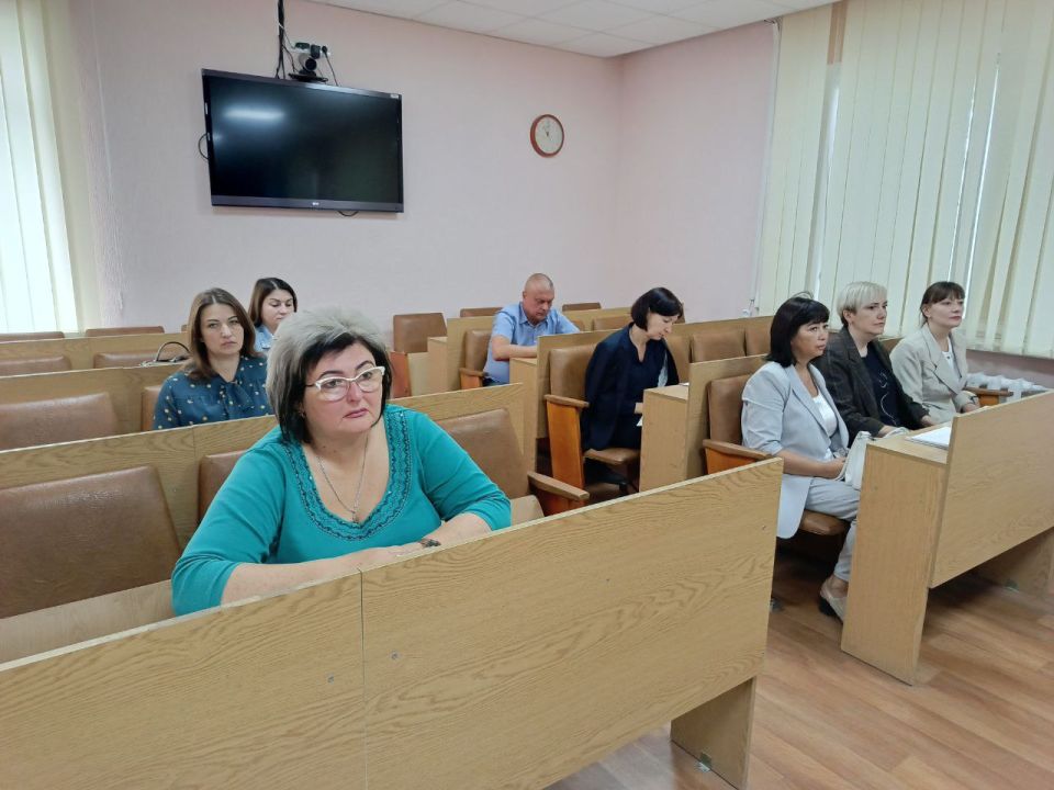 Поддержка семей героев: в Ровеньках состоялось заседание рабочей группы по решению социальных вопросов и вопросов трудоустройства ветеранов боевых действий и членов семей погибших и пропавших без вести военнослужащих Поддержка семей героев: в Ровеньках состоялось заседание рабочей группы по решению социальных вопросов и вопросов трудоустройства ветеранов боевых действий и членов семей погибших и пропавших без вести военнослужащих