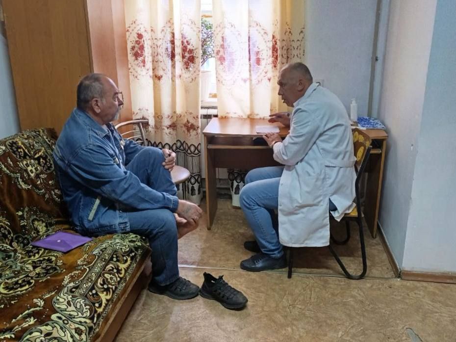 Сергей Колягин: Жители села Приволье (один из районов пгт Камышеваха) прошли медицинский осмотр и получили консультации специалистов Сергей Колягин: Жители села Приволье (один из районов пгт Камышеваха) прошли медицинский осмотр и получили консультации специалистов