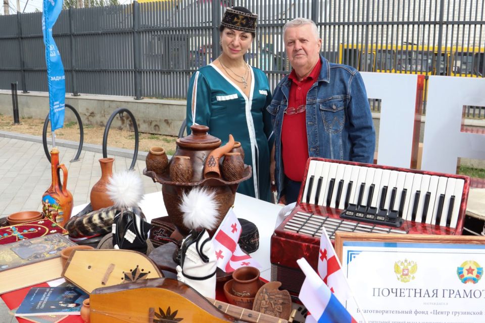 Уникальные мазки единой палитры Уникальные мазки единой палитры