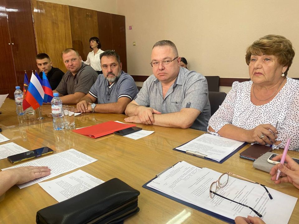 В Антраците состоялось XXXIII заседание Совета Антрацитовского муниципального округа В Антраците состоялось XXXIII заседание Совета Антрацитовского муниципального округа