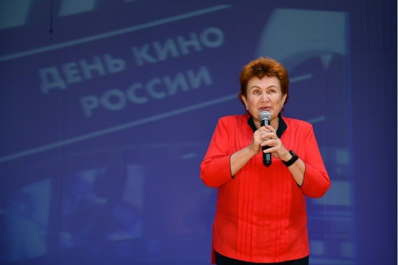 Свердловская Народная киностудия «Горизонт» подвела итоги годовой работы Свердловская Народная киностудия «Горизонт» подвела итоги годовой работы