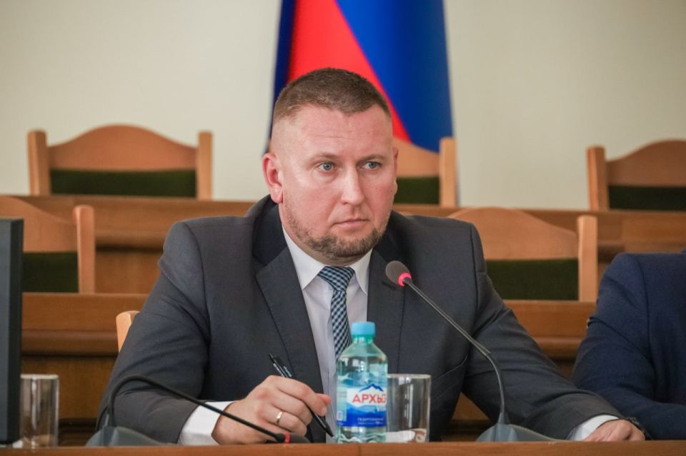 Вопросы восстановления инфраструктуры, жилищного строительства, работы подрядчиков и управляющей компании в фокусе «правительственного часа» Вопросы восстановления инфраструктуры, жилищного строительства, работы подрядчиков и управляющей компании в фокусе «правительственного часа»