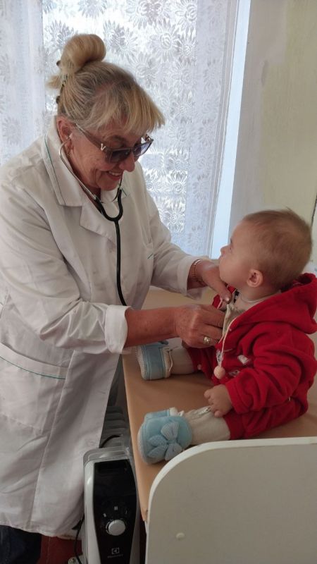 В Славяносербском м.о. медики проводят вакцинацию в рамках выездных приемов В Славяносербском м.о. медики проводят вакцинацию в рамках выездных приемов