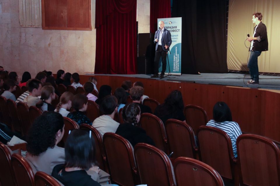 Луганск стал площадкой для проведения Кинофорума «Эхо «Евразия-Кинофест» Луганск стал площадкой для проведения Кинофорума «Эхо «Евразия-Кинофест»