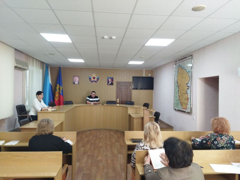 На еженедельном совещании под руководством Главы городского округа были подведены итоги работы и намечены планы На еженедельном совещании под руководством Главы городского округа были подведены итоги работы и намечены планы
