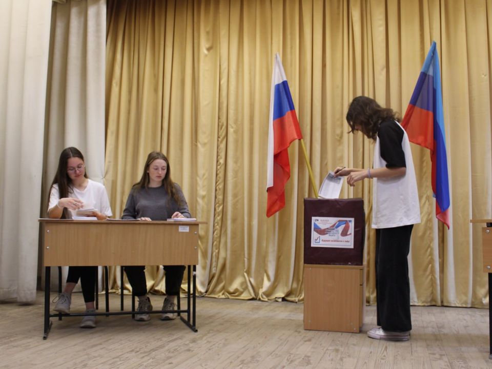 Молодежь учится выбирать: в Старобельском колледже прошли выборы председателя студенческого совета Молодежь учится выбирать: в Старобельском колледже прошли выборы председателя студенческого совета