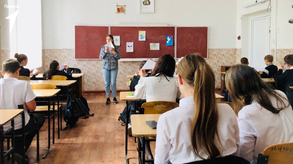 Первые города Ровеньки присоединились к празднованию Международного дня мира Первые города Ровеньки присоединились к празднованию Международного дня мира