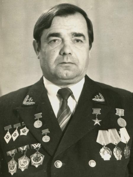 Краснодон отмечает 111-летие со Дня образования города! Главная ценность Краснодонщины — её люди: те, кто родился здесь или приехал и прославил наш край своим трудом, поступками и героизмом Краснодон отмечает 111-летие со Дня образования города! Главная ценность Краснодонщины — её люди: те, кто родился здесь или приехал и прославил наш край своим трудом, поступками и героизмом