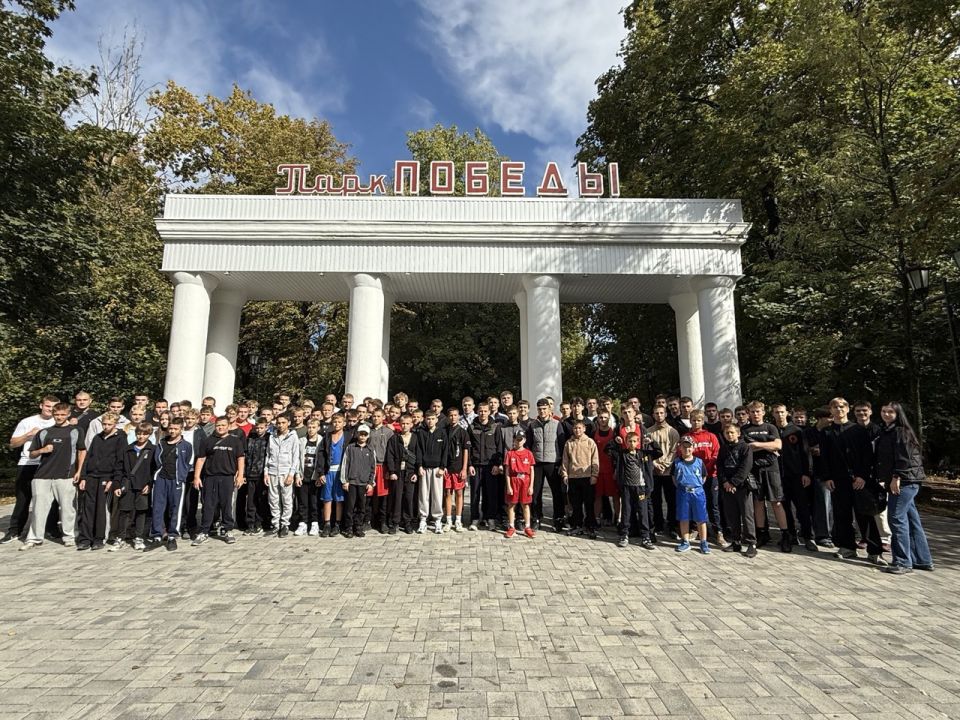 В парке «Победы» состоялась пробежка в рамках Всероссийской акции «Беги за мной», посвященная Дню здоровья В парке «Победы» состоялась пробежка в рамках Всероссийской акции «Беги за мной», посвященная Дню здоровья
