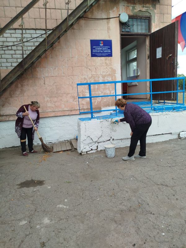 18.09.2025 в "ДК Надежда" с. Гарасимовка прошёл Всероссийский экологический субботник "Зелёная Россия", в котором приняли участие работники ДК, библиотеки и активные жители села 18.09.2025 в "ДК Надежда" с. Гарасимовка прошёл Всероссийский экологический субботник "Зелёная Россия", в котором приняли участие работники ДК, библиотеки и активные жители села