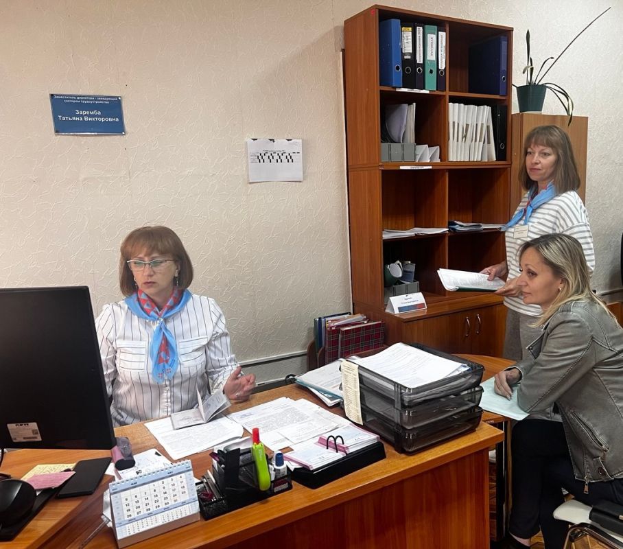 Сегодня в ТО ГКУ «Республиканский центр занятости населения Луганской Народной Республики» в Беловодском районе состоялся День открытых дверей Сегодня в ТО ГКУ «Республиканский центр занятости населения Луганской Народной Республики» в Беловодском районе состоялся День открытых дверей