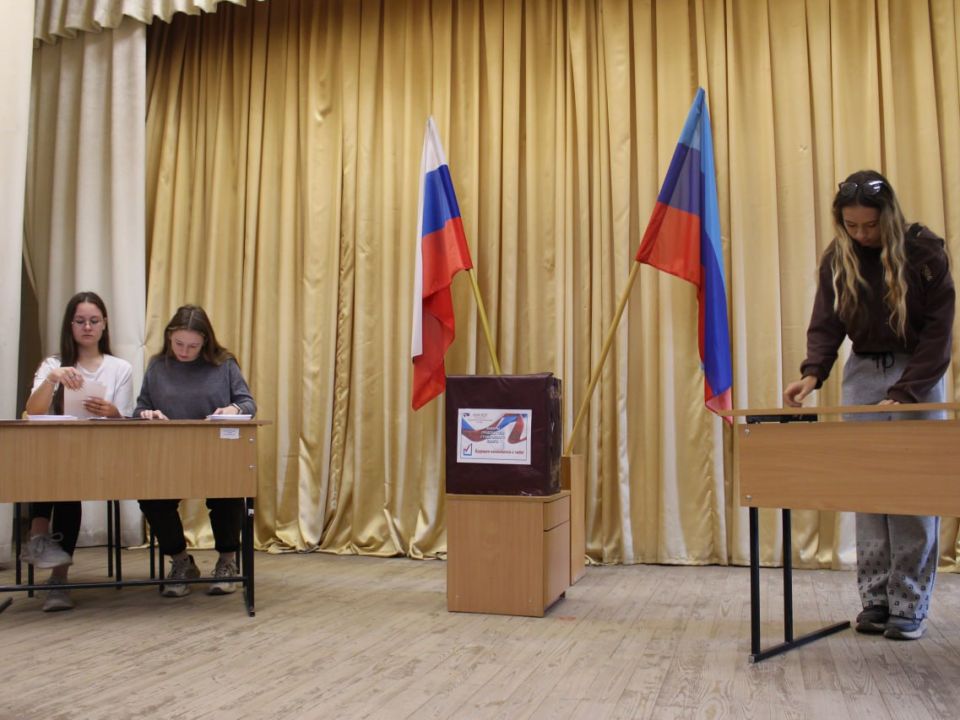 Молодежь учится выбирать: в Старобельском колледже прошли выборы председателя студенческого совета Молодежь учится выбирать: в Старобельском колледже прошли выборы председателя студенческого совета