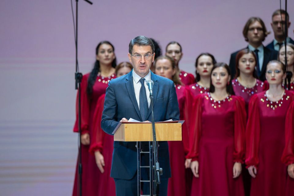 Сергей Колягин: Сегодня имел честь быть приглашенным на официальную церемонию вступления в должность Губернатора нашего братского региона — Калужской области Сергей Колягин: Сегодня имел честь быть приглашенным на официальную церемонию вступления в должность Губернатора нашего братского региона — Калужской области