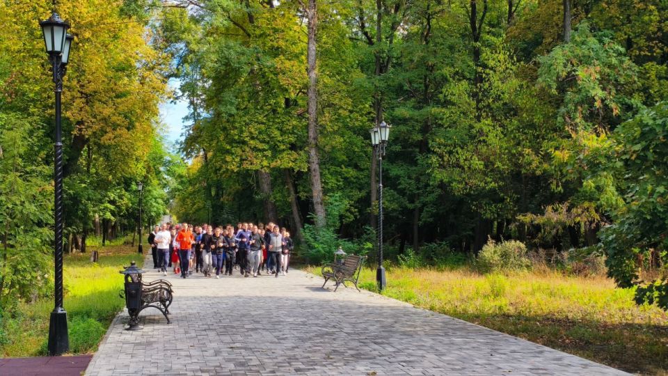 В парке «Победы» состоялась пробежка в рамках Всероссийской акции «Беги за мной», посвященная Дню здоровья В парке «Победы» состоялась пробежка в рамках Всероссийской акции «Беги за мной», посвященная Дню здоровья