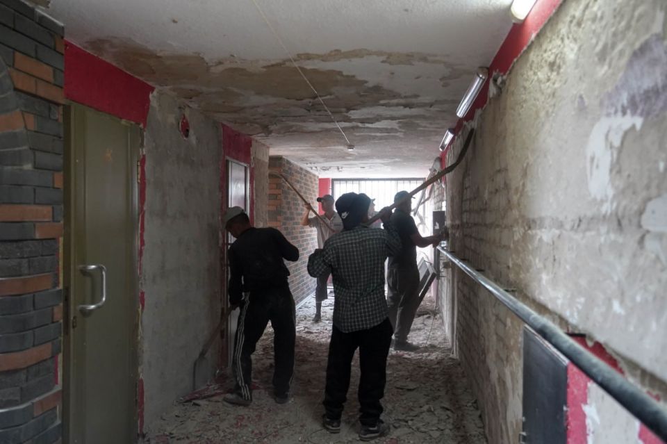 В Алчевске полным ходом идут ремонтные работы в будущем молодежном центре В Алчевске полным ходом идут ремонтные работы в будущем молодежном центре