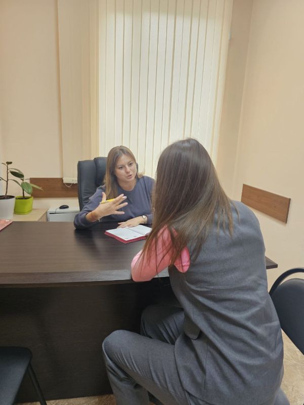 Галина Дуброва: Сегодня, в рамках Всероссийского приема ЛДПР, я провела прием граждан в городе Луганске