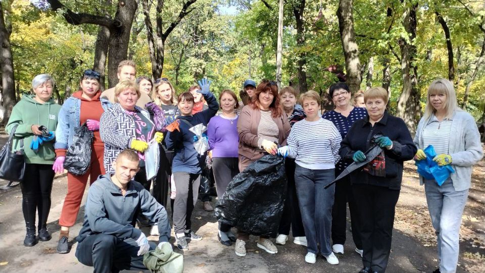 Ровеньки поддержали всероссийский субботник «Зеленая Россия» Ровеньки поддержали всероссийский субботник «Зеленая Россия»