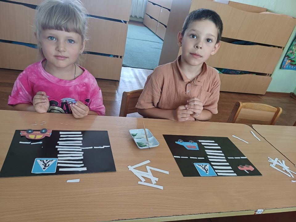 В образовательных учреждениях города Ровеньки прошла Всероссийская неделя безопасности дорожного движения В образовательных учреждениях города Ровеньки прошла Всероссийская неделя безопасности дорожного движения